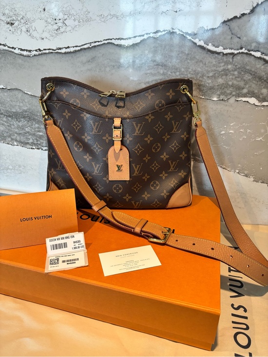 Louis Vuitton Handbags - LOUIS VUITTON Monogram Odeon MM in Natural.